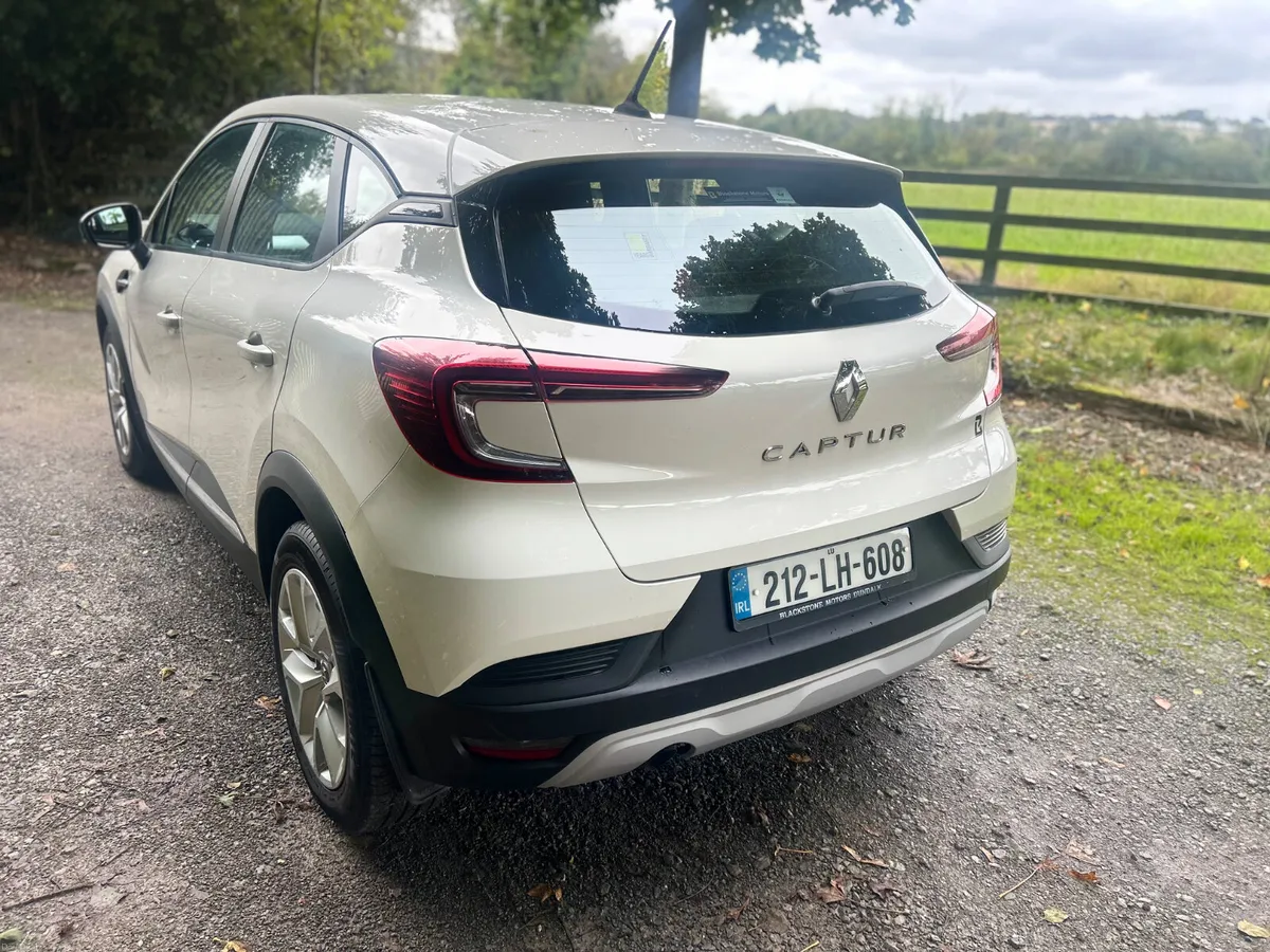 Renault Captur 2021 - Image 3