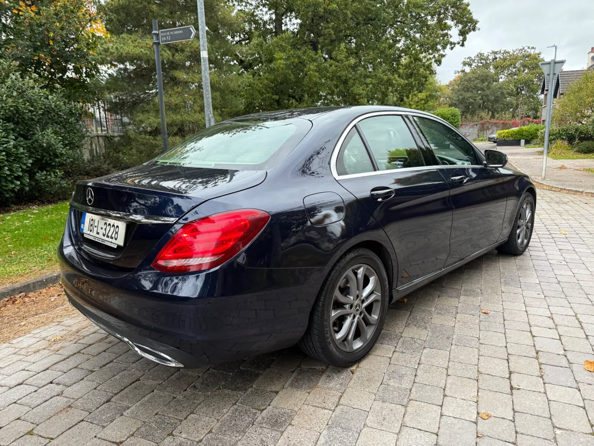 Mercedes-Benz C-Class 2018 Automatic Petrol - Image 4