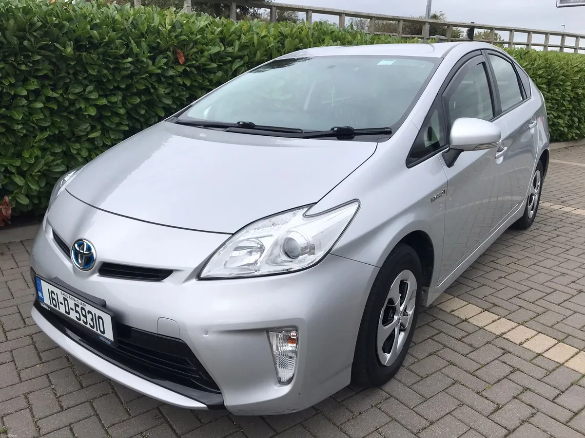 TOYOTA PRIUS 1.8 PETROL HYBRID NEW NCT 07/2027 - Image 3
