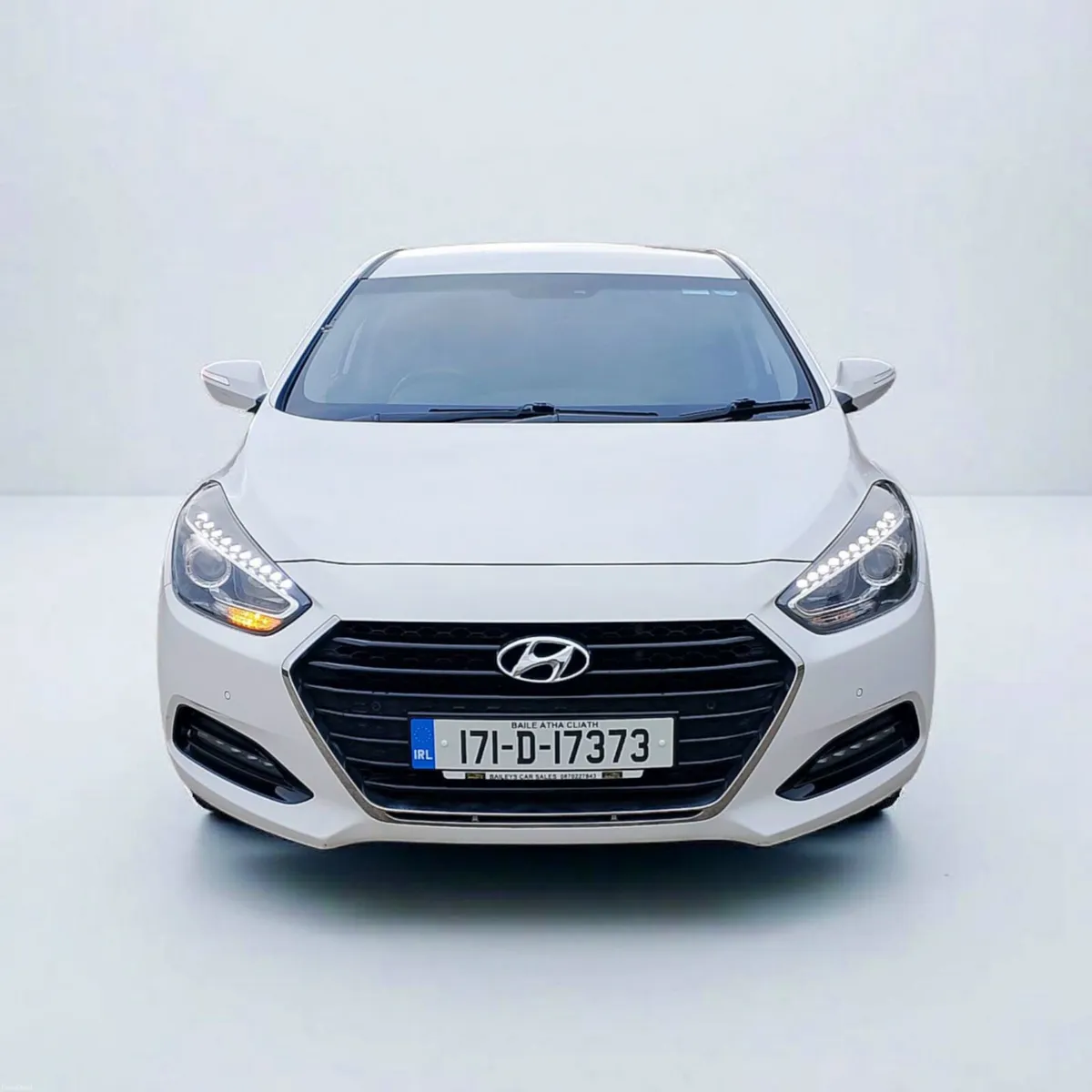 Hyundai i40 2017 Long NCT+taxed - Image 2