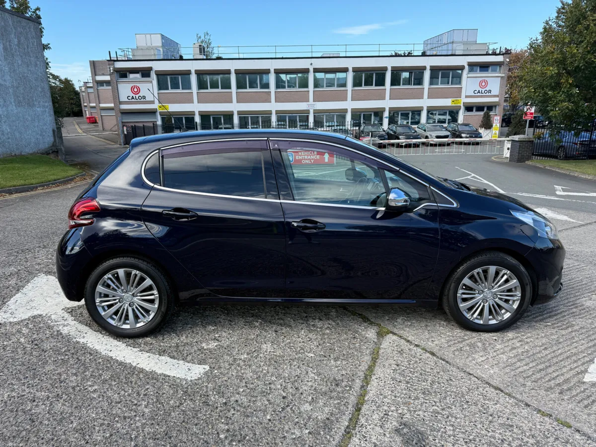 Peugeot 208 2017 1.2 Petrol Auto - Image 4