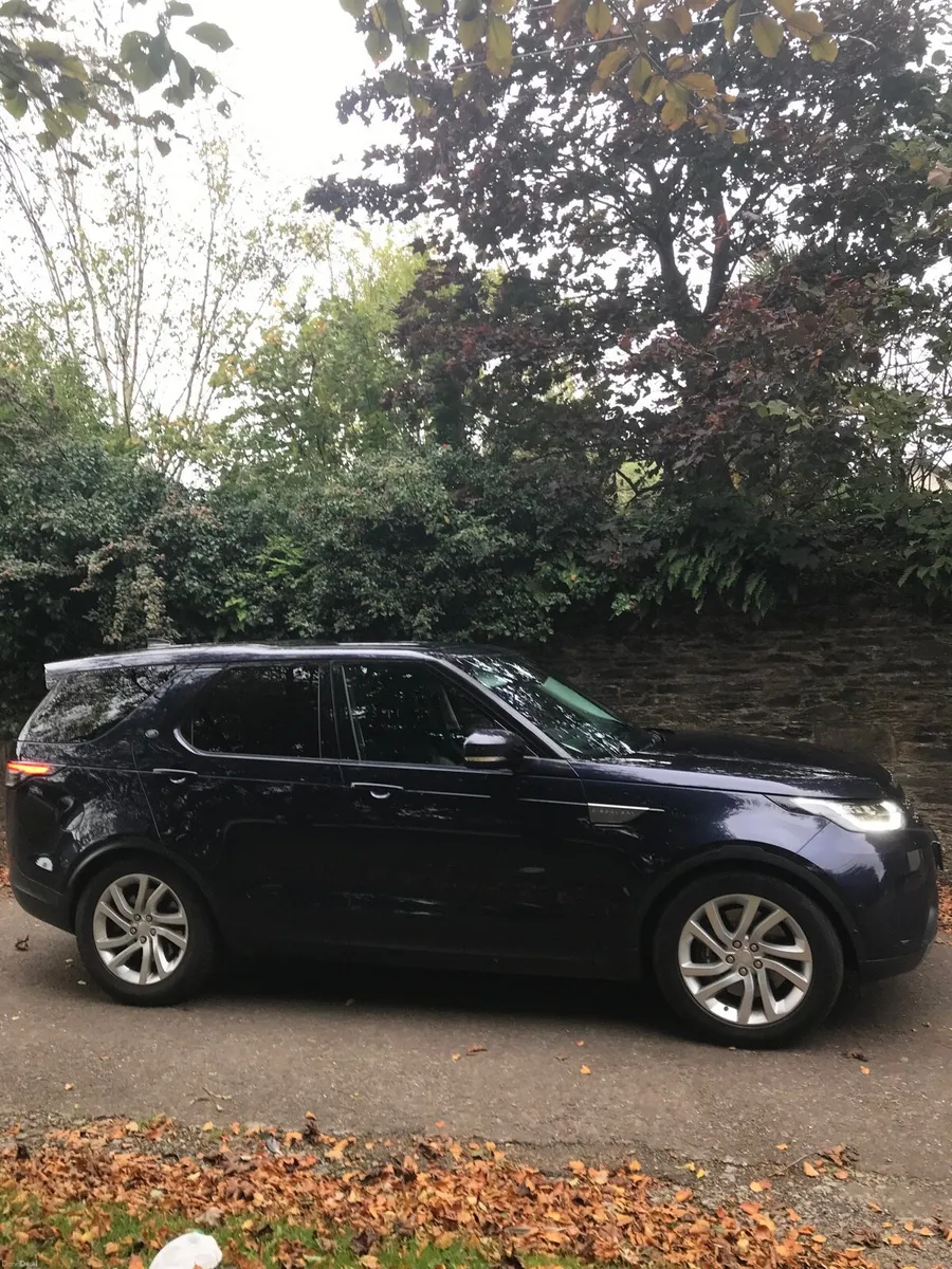 Land Rover Discovery  12/1 /27 doe - Image 2