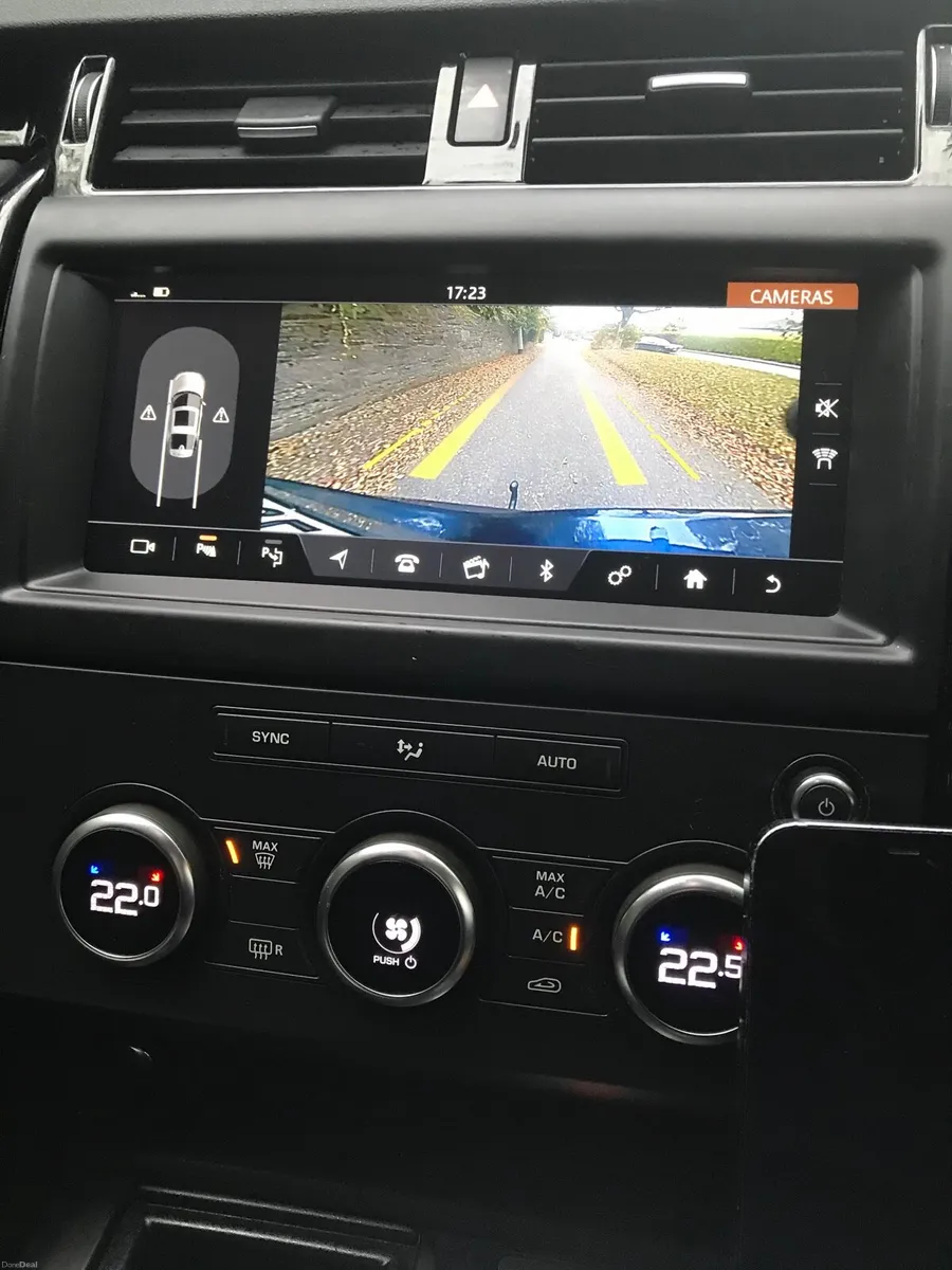 Land Rover Discovery  12/1 /27 doe - Image 3