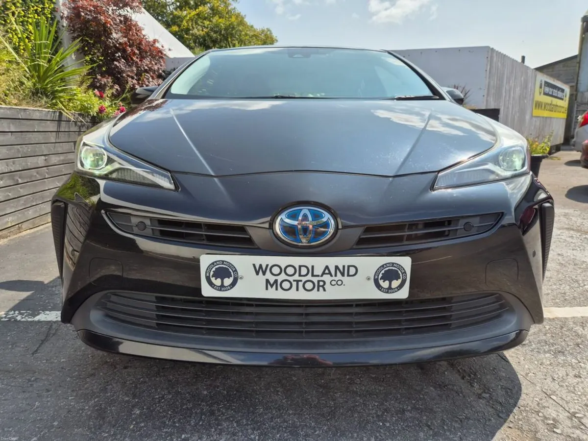 Toyota Prius 1.8 HYBRID / S Safety Sense / TAX €18 - Image 4