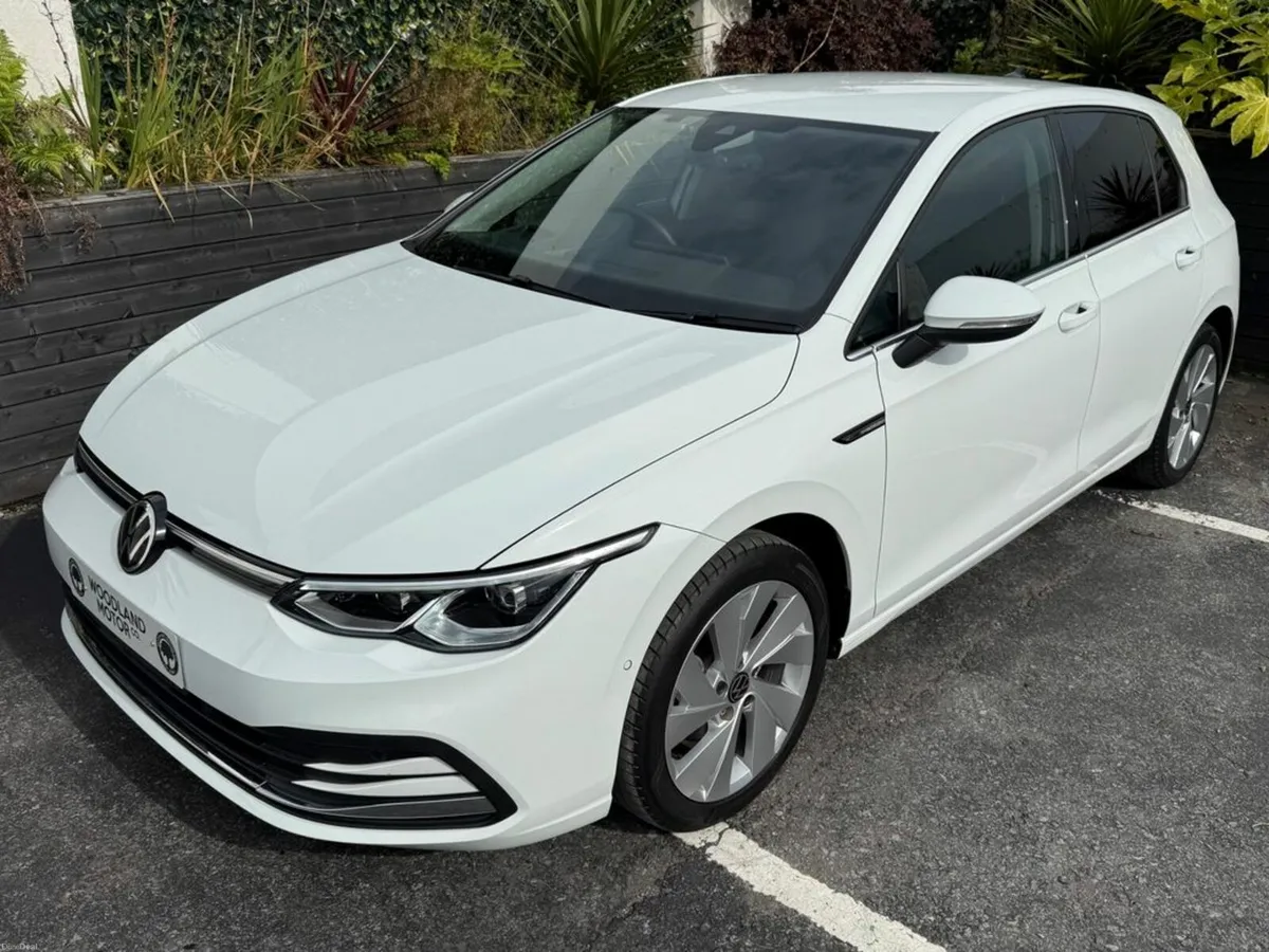 Volkswagen Golf 1.5 eTSI HYBRID AUTO / STYLE SPEC - Image 4