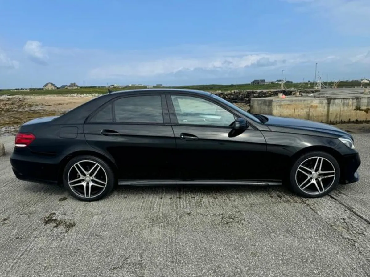 Mercedes-Benz E-Class E 220 Bluetec AMG Night ED 4 - Image 2