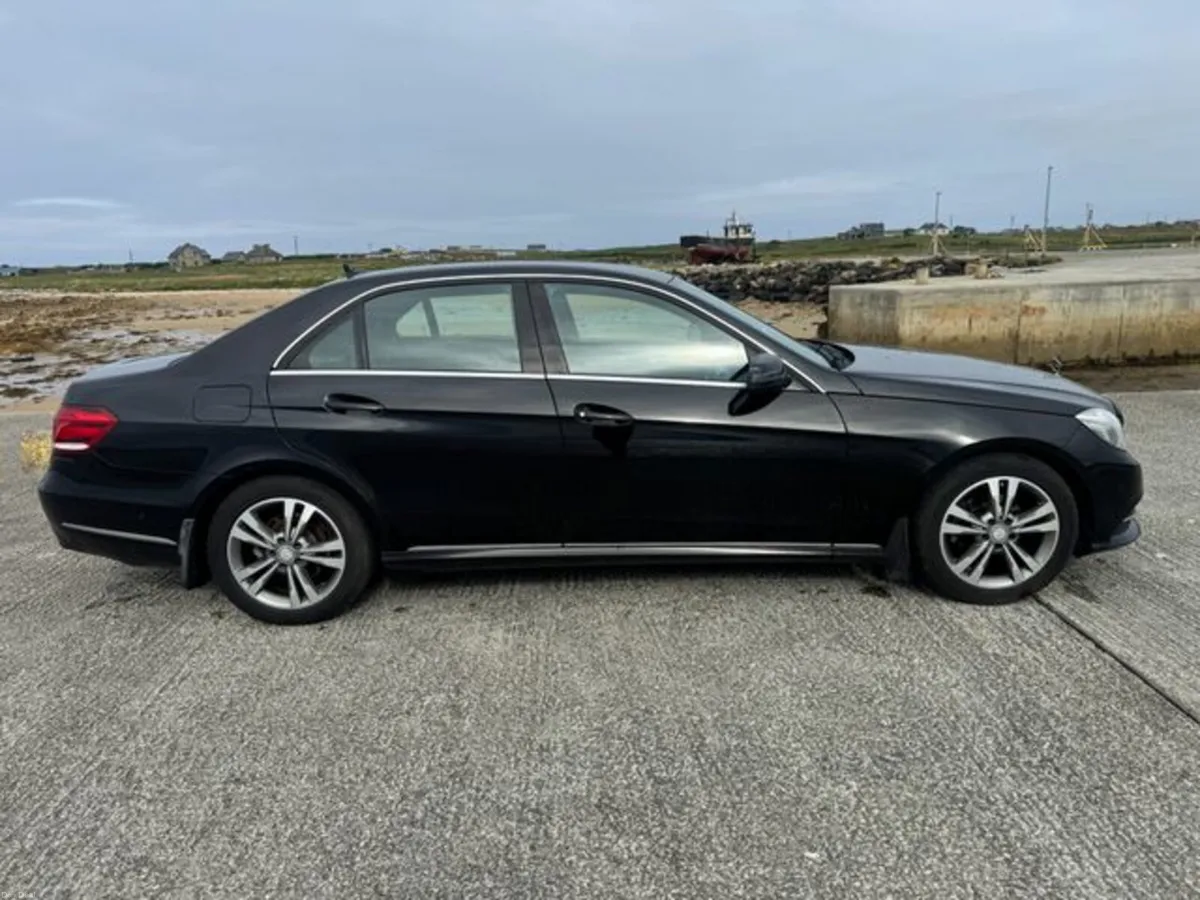 Mercedes-Benz E-Class E 220 Bluetec SE 4DR Auto - Image 2