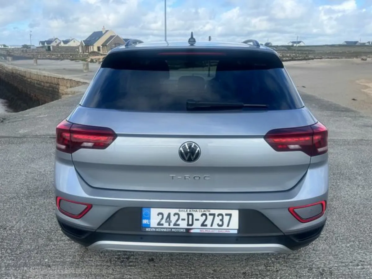 Volkswagen T-Roc Spec ED 2.0tdi M6F 116HP - Image 4
