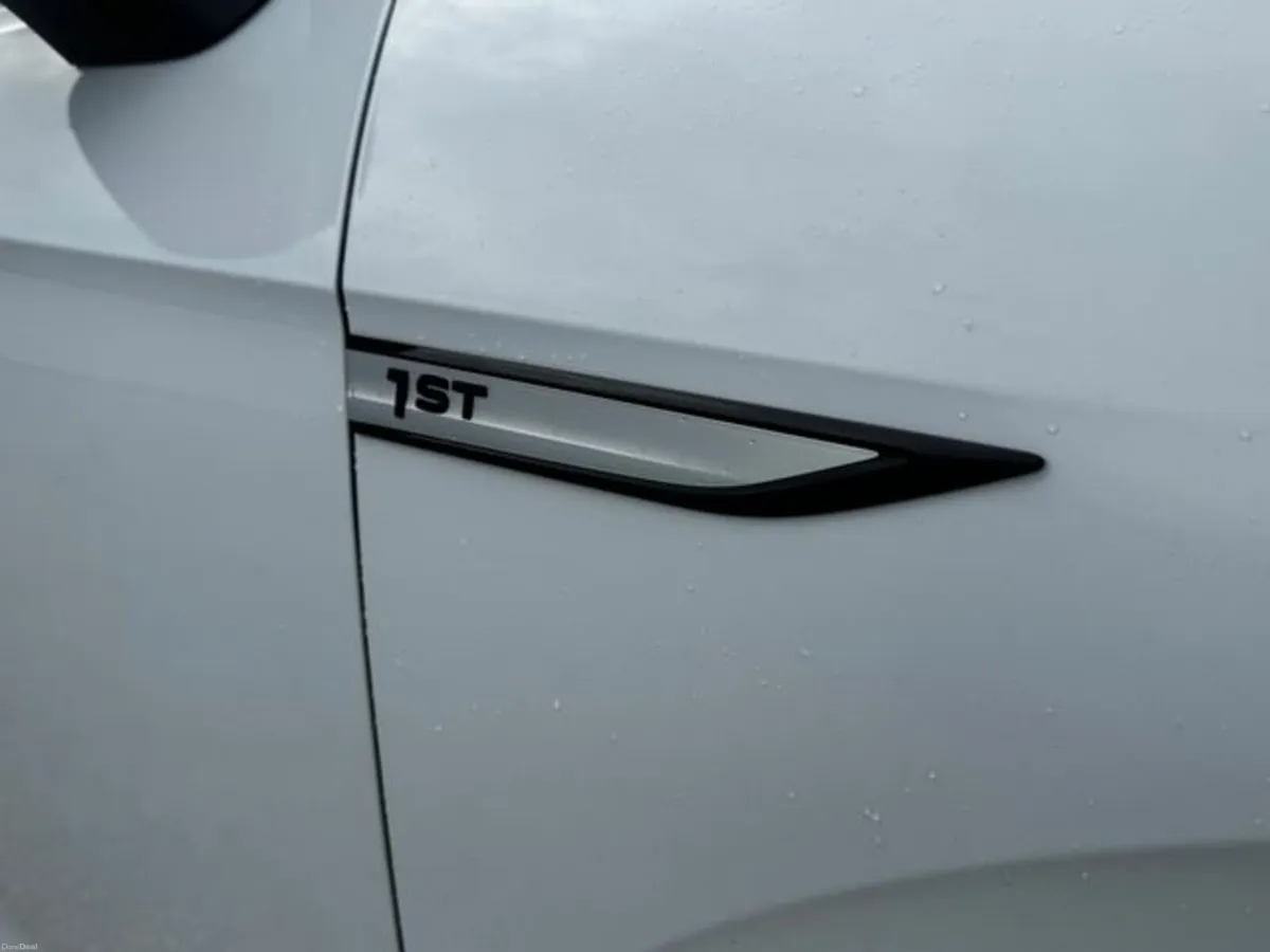 Volkswagen ID.4 PRO 150KW 1ST Edition 20 5DR Autom - Image 2