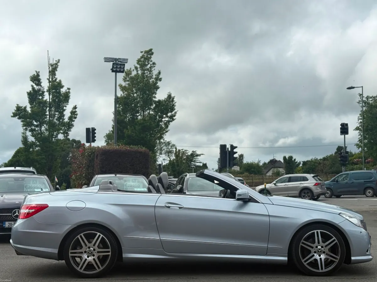 Mercedes-Benz E-Class E 350 CDI AMG CABRIOLET AUTO - Image 4