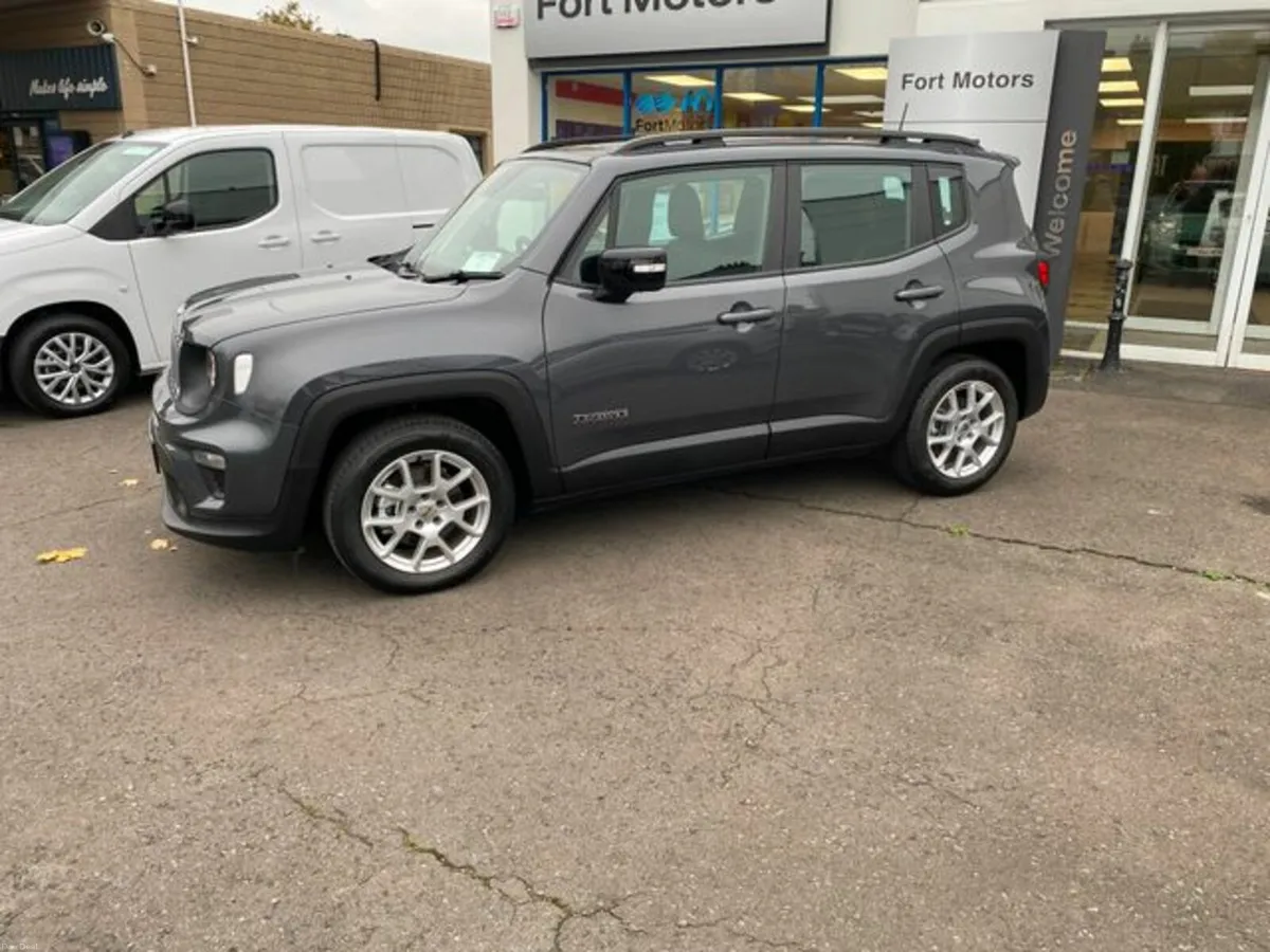 Jeep Renegade LIMITED EDITION 1.5 MHEV AUTOMATIC - Image 6