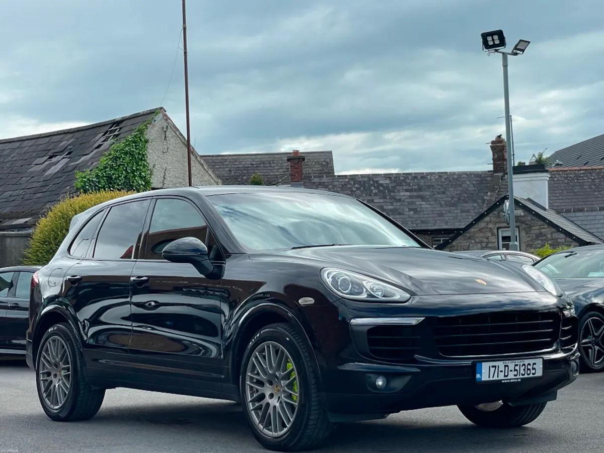 Porsche Cayenne S SUV PETROL PLUG IN HYBRID 4WD 41 - Image 3
