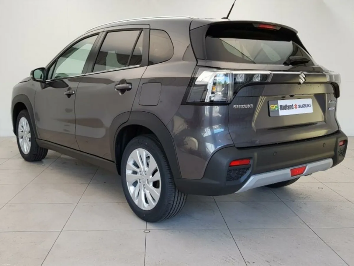 Suzuki S-CROSS Motion - Image 2