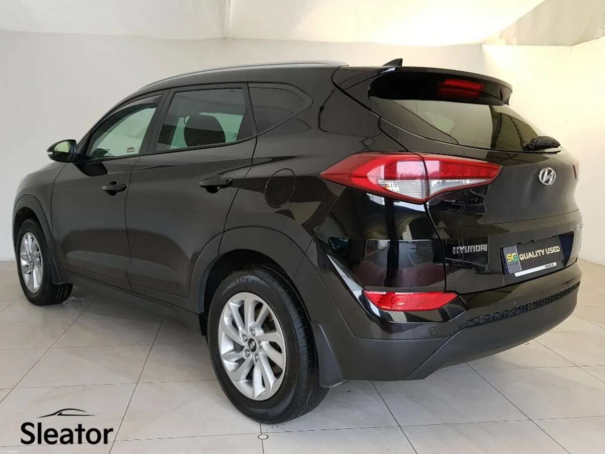Hyundai Tucson Executive 5DR - Image 3