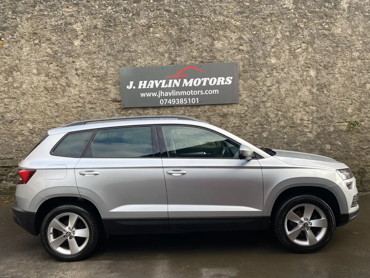 April 2019 Skoda Karoq 1.6 TDi SE 115 bhp - Image 2