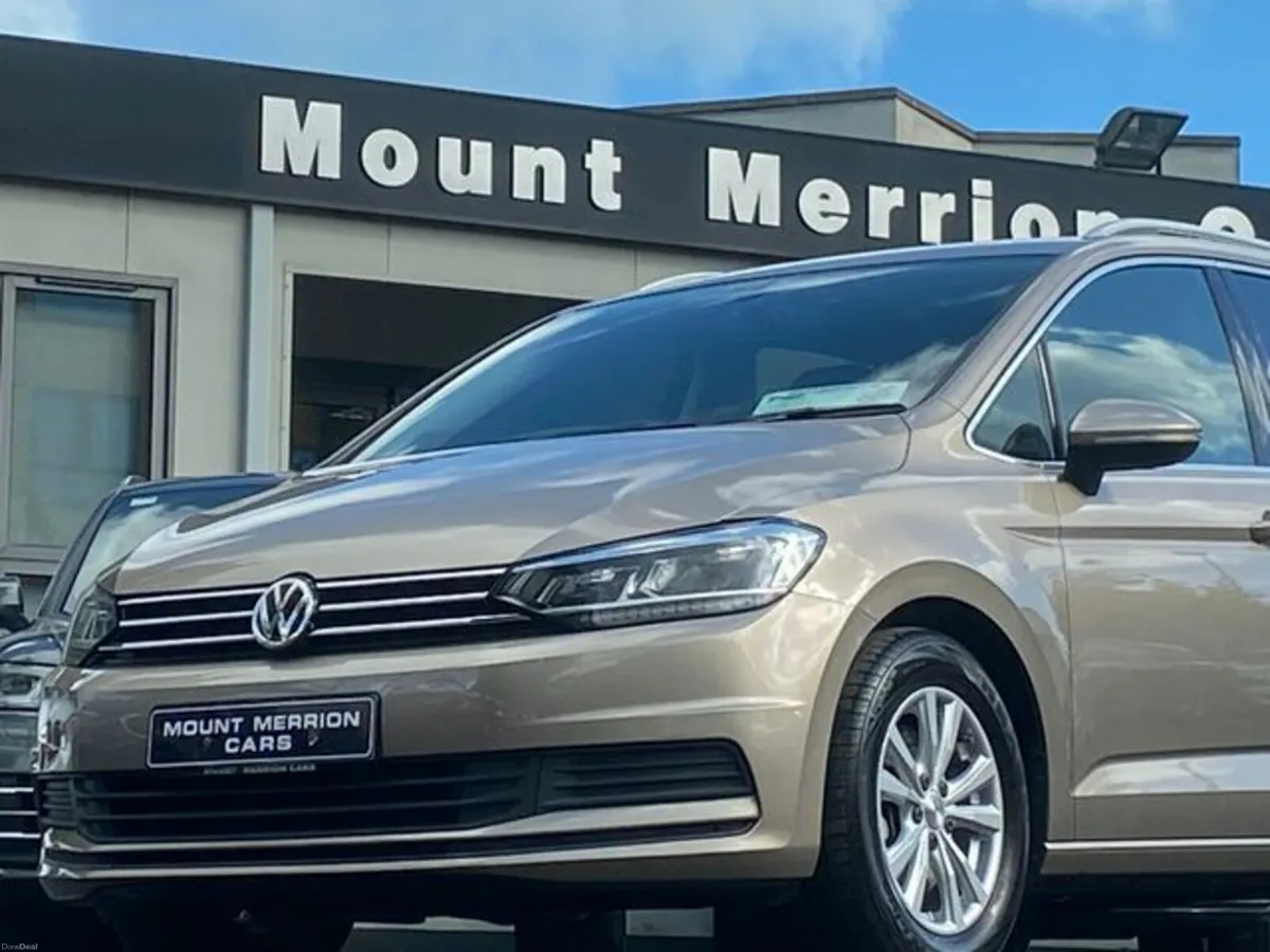 Volkswagen Touran Auto Comfortline 7 Seats - Image 2