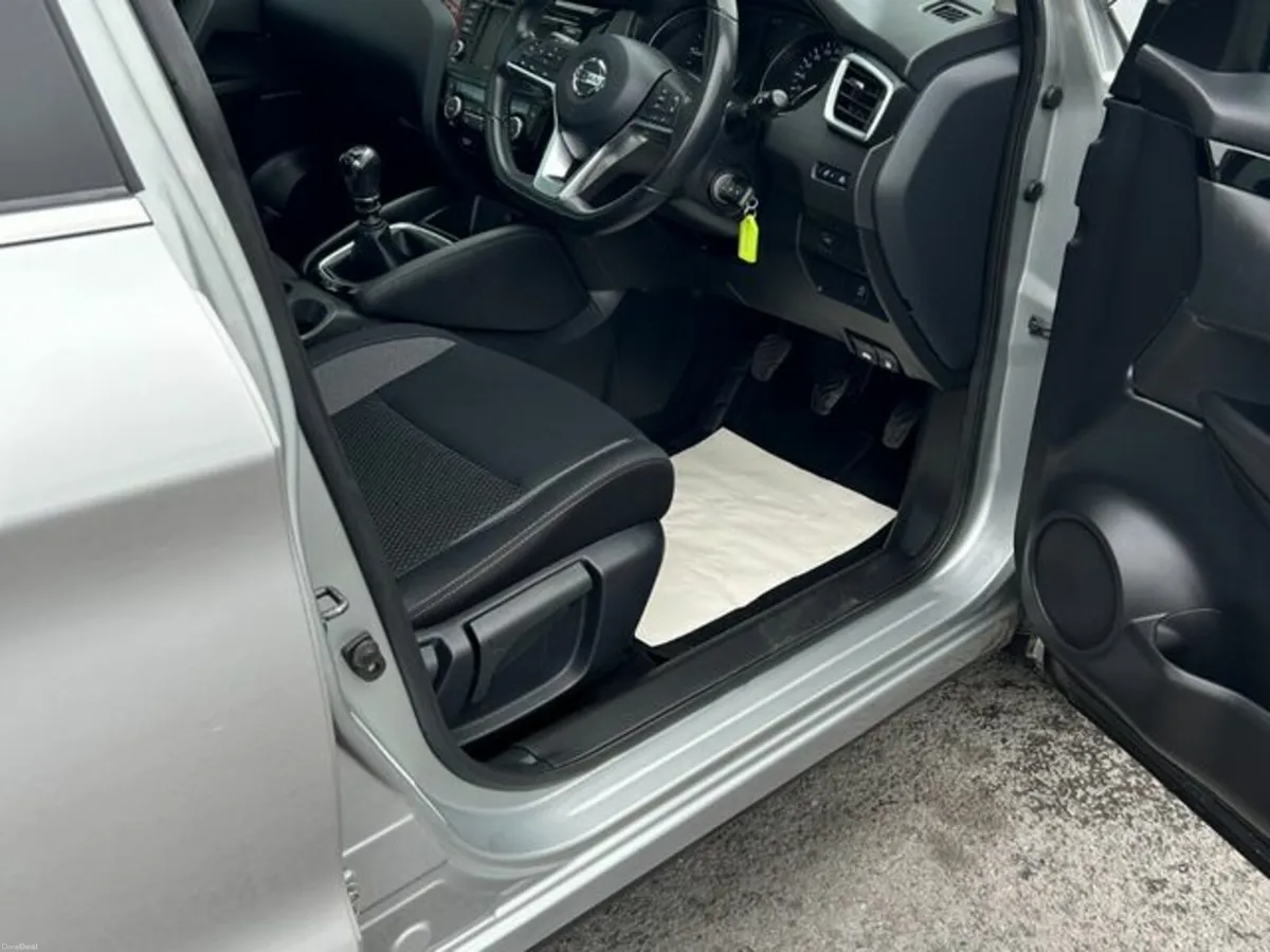 Nissan Qashqai 1.5 DSL SE MY20 4DR - Image 4