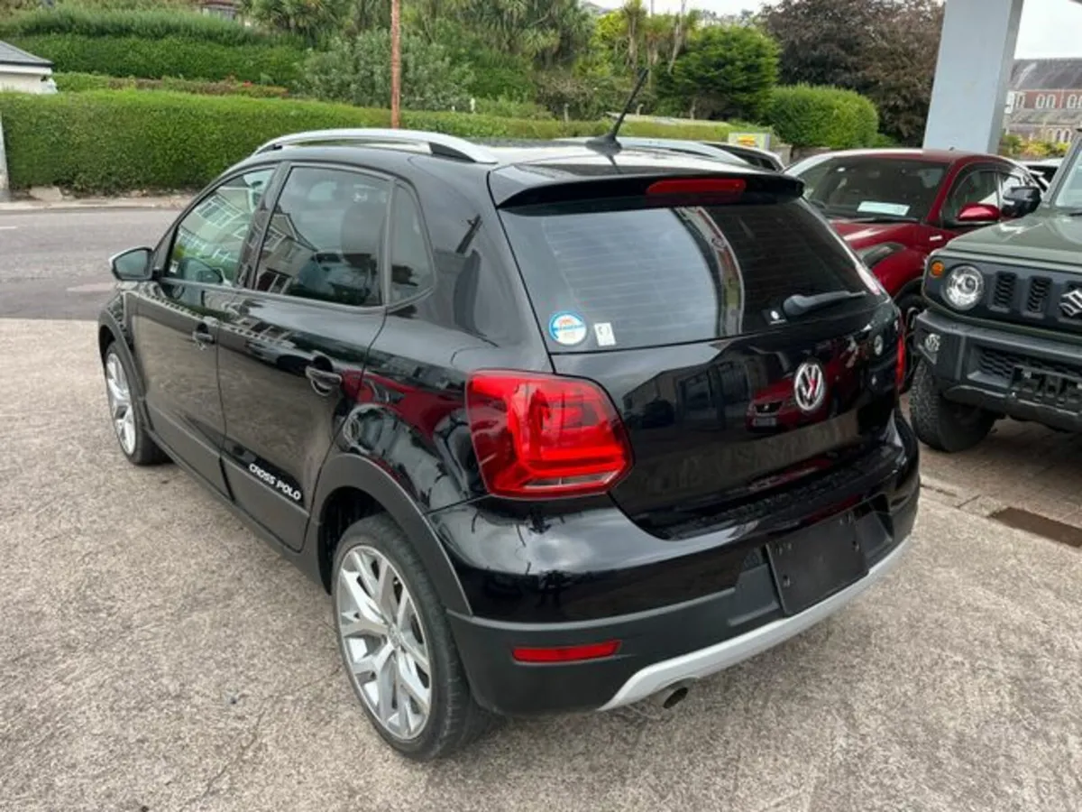 Volkswagen Polo Cross 1.2 tsi automatic - Image 4