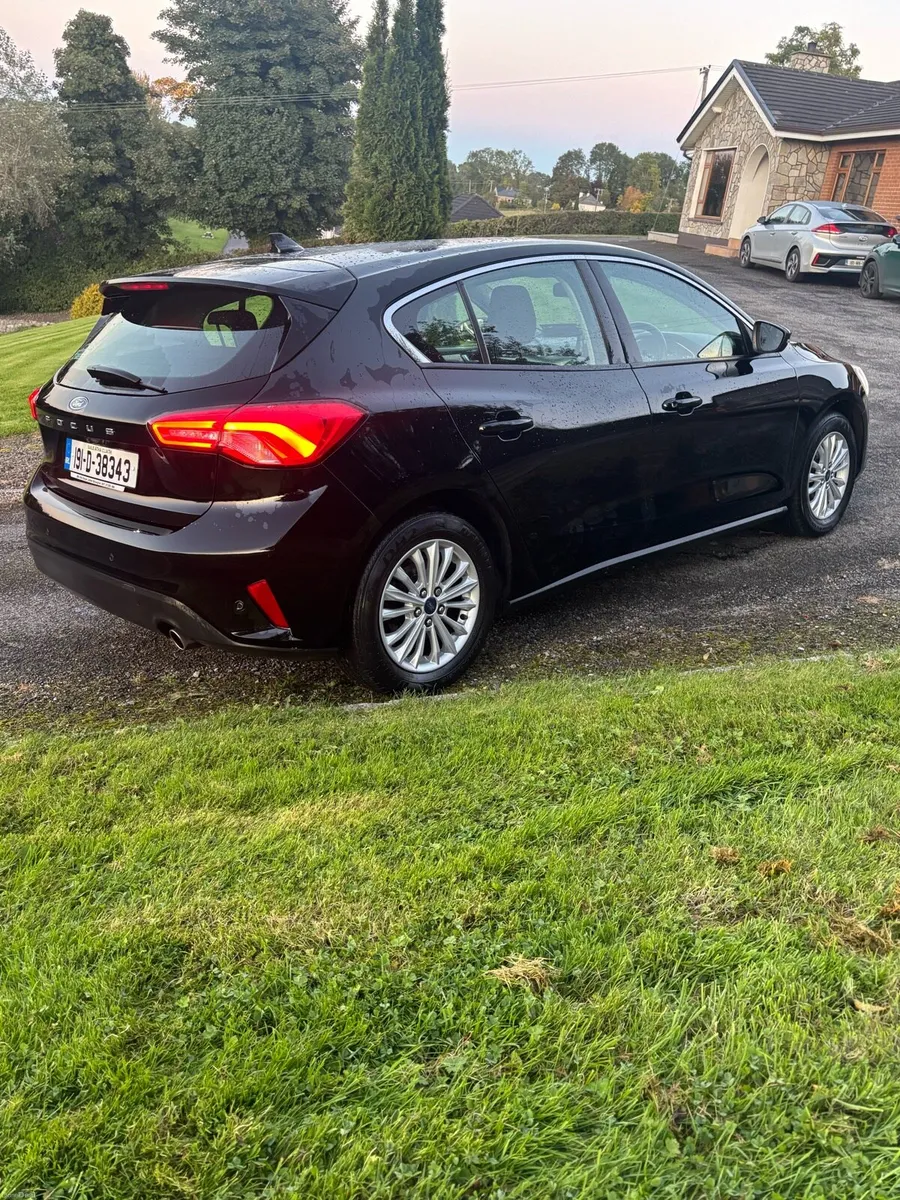 Ford Focus - Image 3
