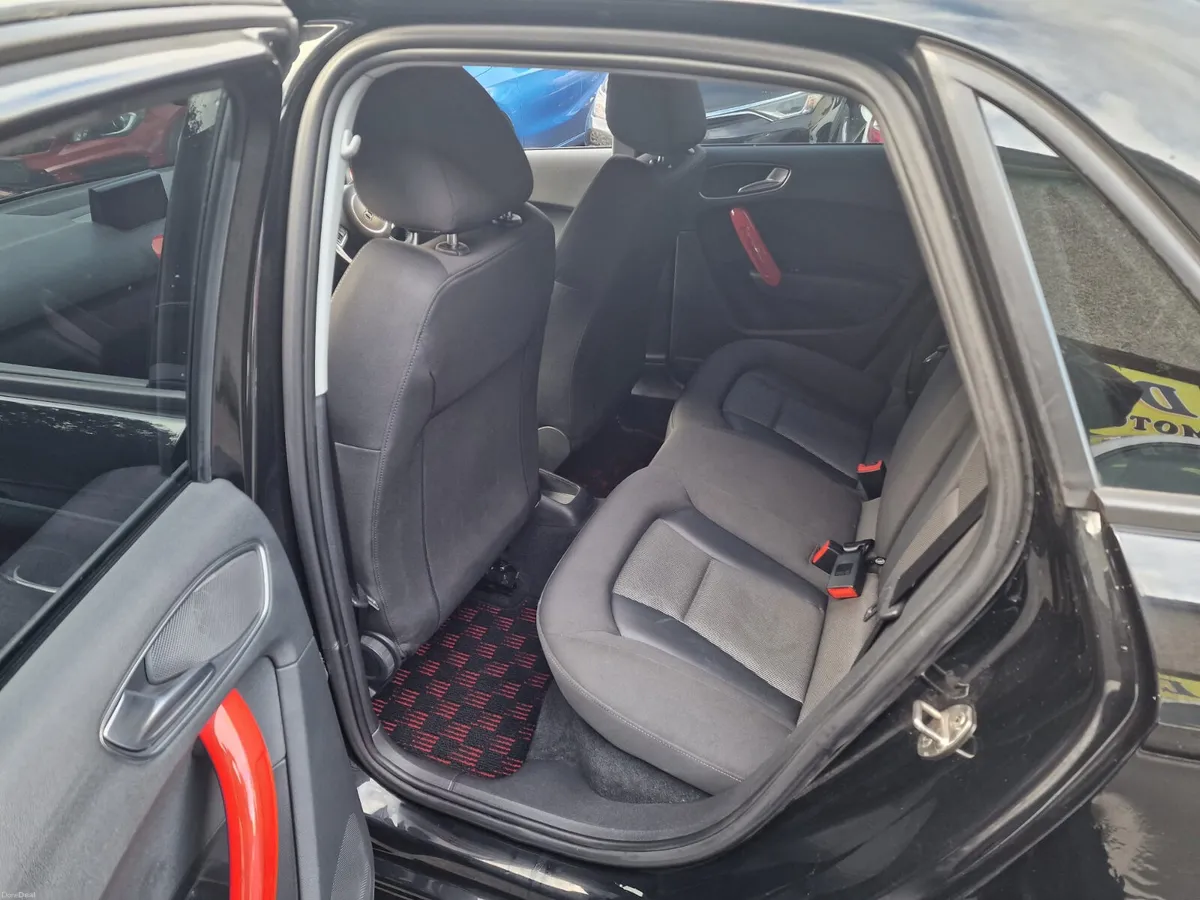 AUDI A1 2016  1.0 TFSI  Is AUTOMATIC  WITH WARRANT - Image 4