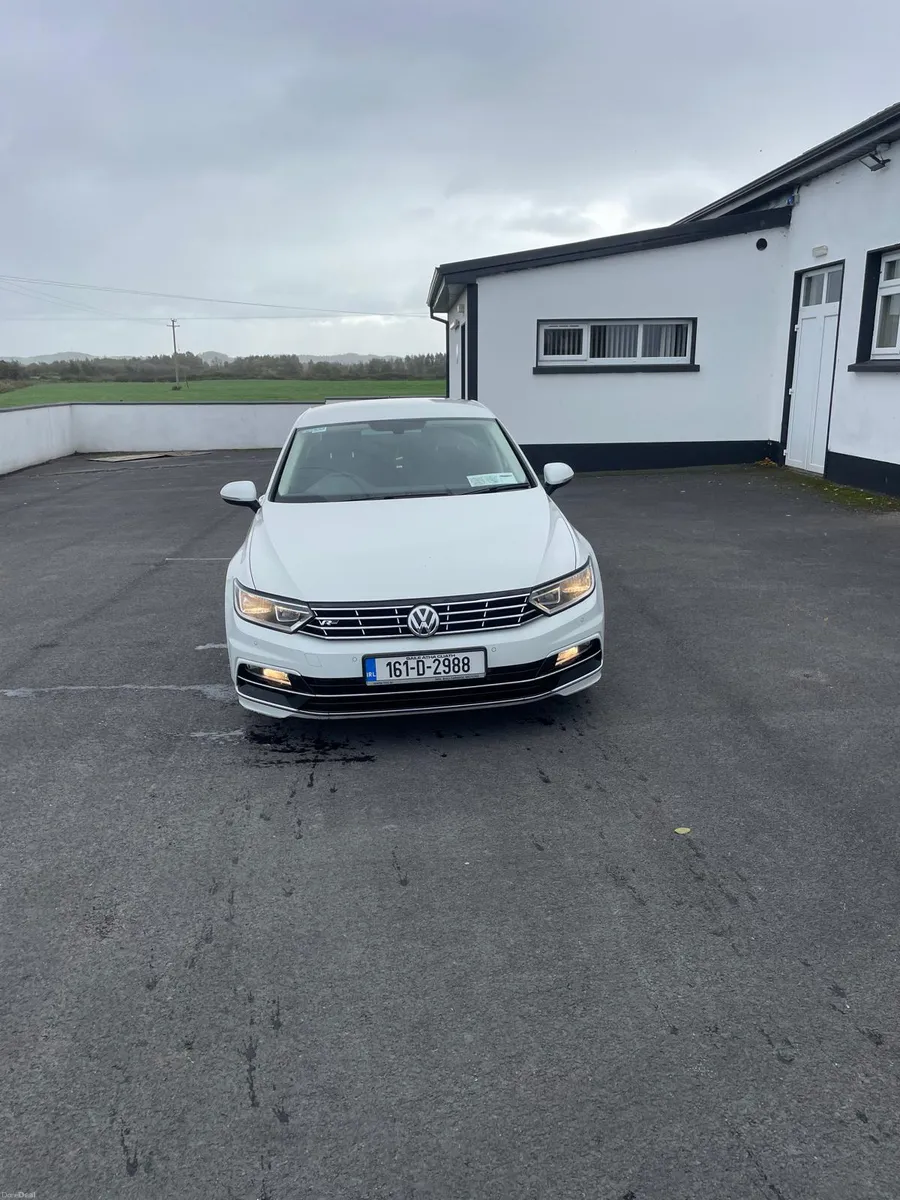 2016 Vw Passat - Image 1