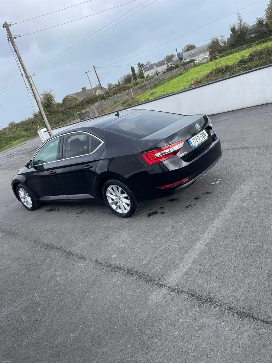 2017 Skoda superb - Image 3