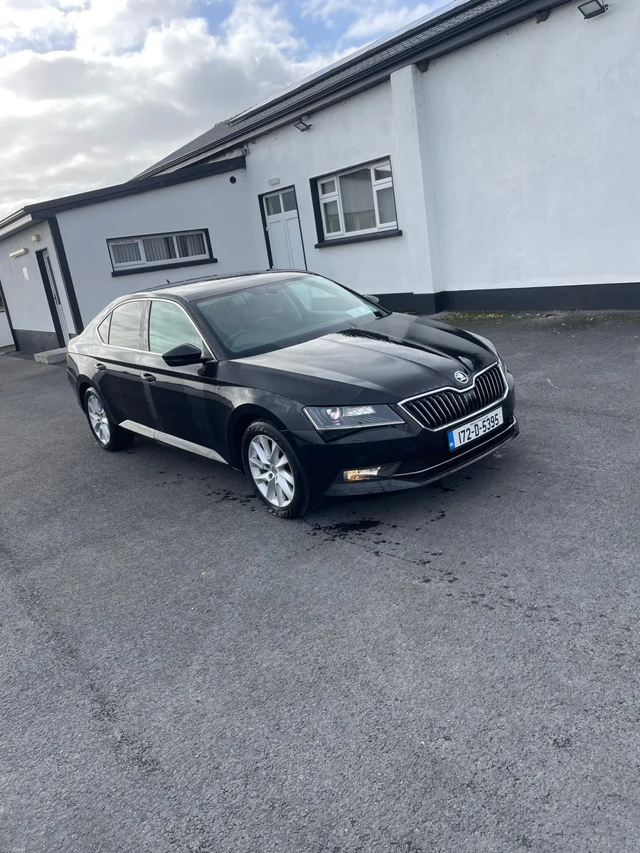 2017 Skoda superb - Image 4