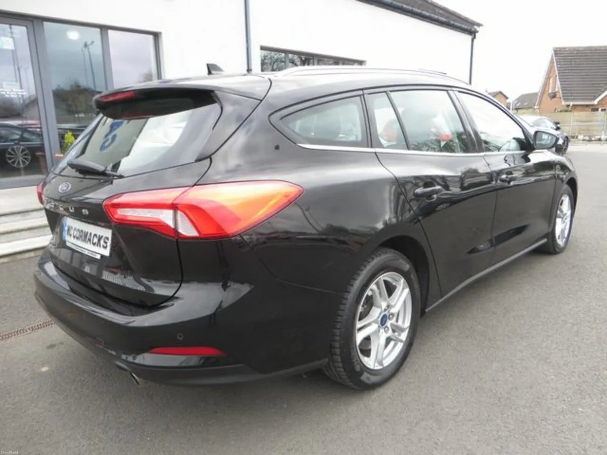 Ford Focus ZETEC TDCI - Image 3