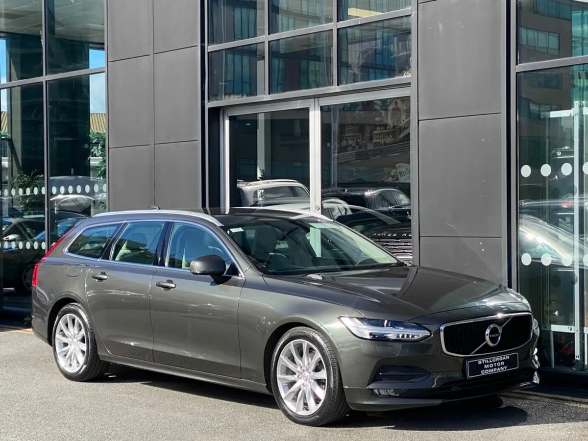 Volvo V90 2.0 D4 Momentum Plus Auto 190bhp - Image 3