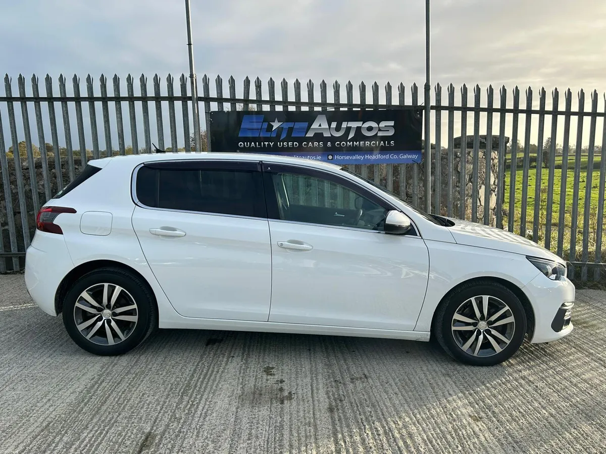 Peugeot 308 Allure Automatic HDI 2018 - Image 4
