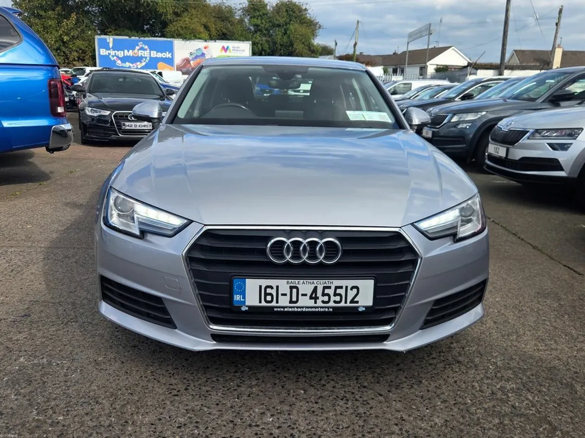 Audi A4 2.0 TDI 150 Ultra 4DR - Image 3