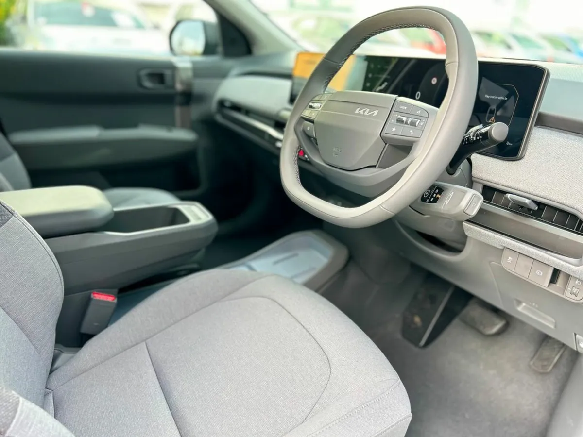 Kia EV3 Earth 2 (605km range) (0% Finance availabl - Image 2