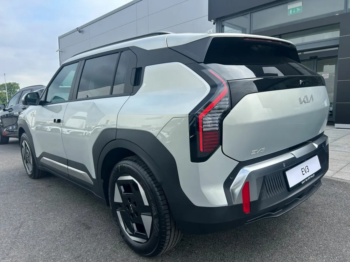 Kia EV3 Earth 2 (605km range) (0% Finance availabl - Image 3
