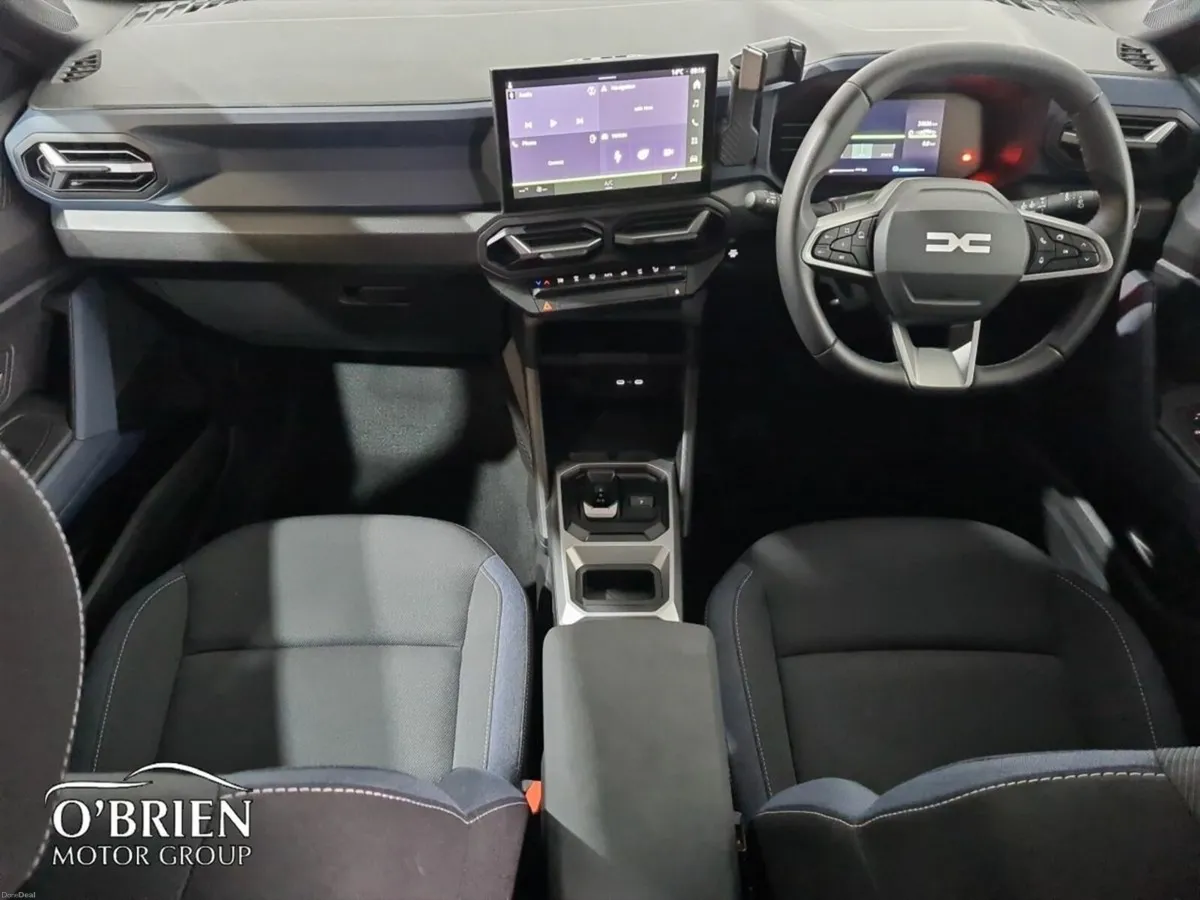 Dacia Duster HEV 140 Journey - Image 2