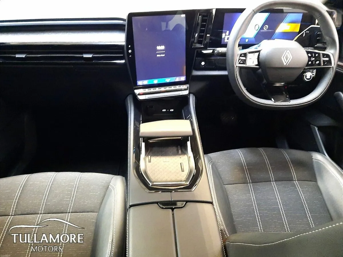 Renault Austral E-TECH Hybrid 200 techno - Image 2