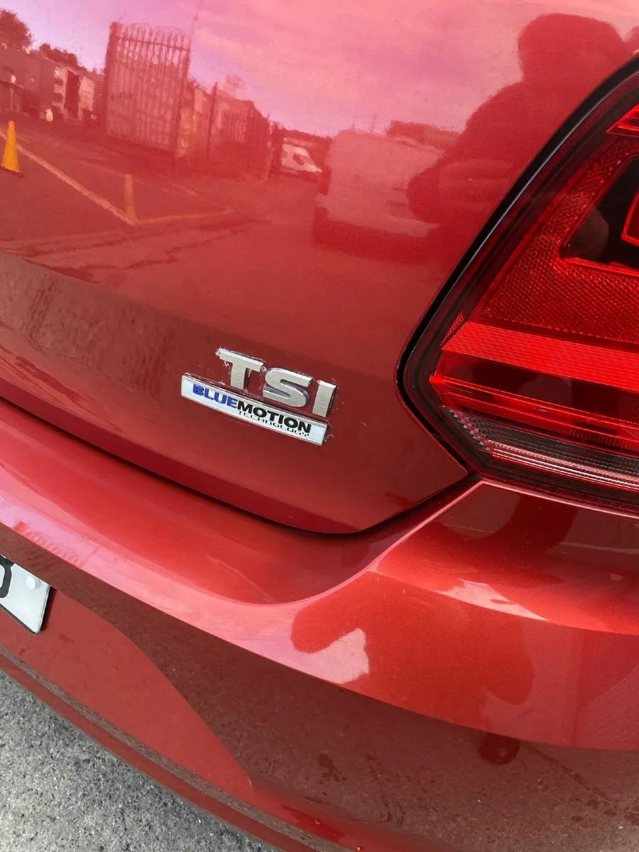 Volkswagen Polo 2015 1.2L - Image 4