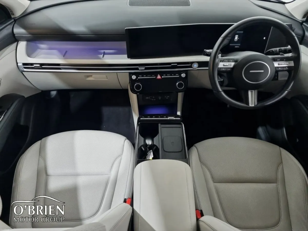 Hyundai Tucson Tucson FL 2WD Executive PHEV Auto - Image 2