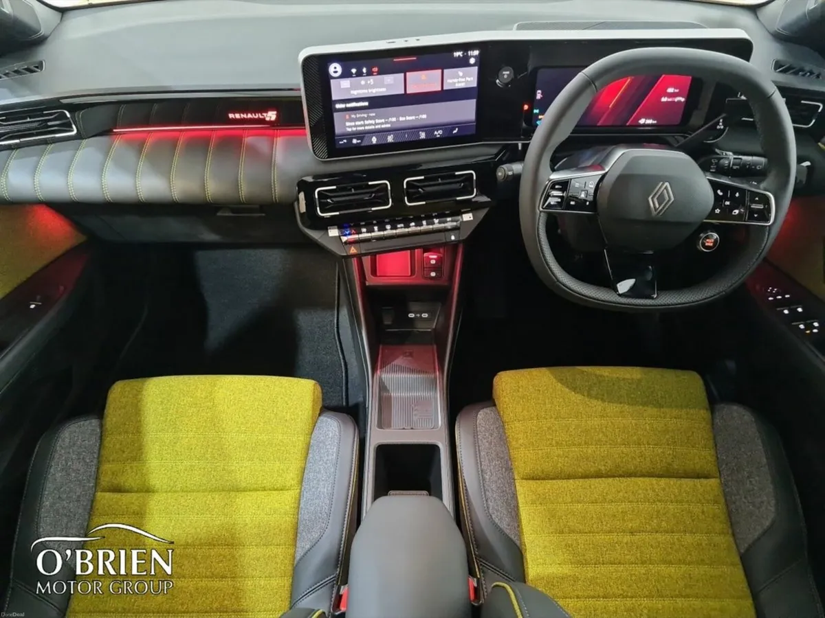 Renault 5 52KW 150hp Iconic - Image 2