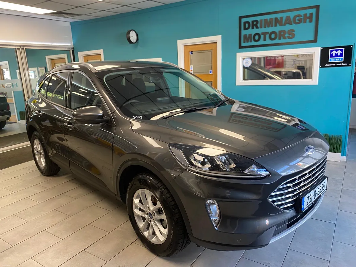 Ford Kuga plug in hybrid titanium - Image 3