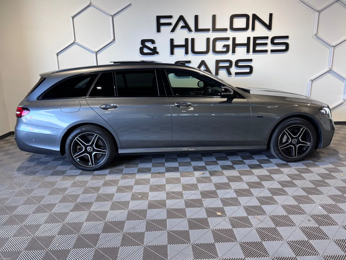 MERCEDES E CLASS E300de AMG PREMIUM PLUS ESTATE - Image 4