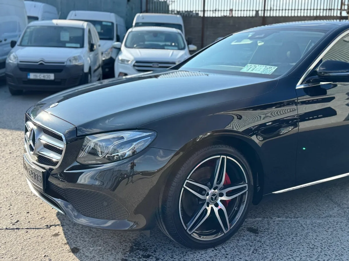 Mercedes E350 - Image 3