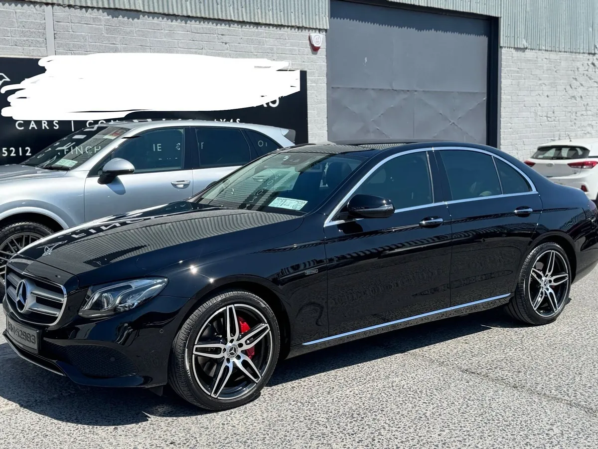 Mercedes E350 - Image 4