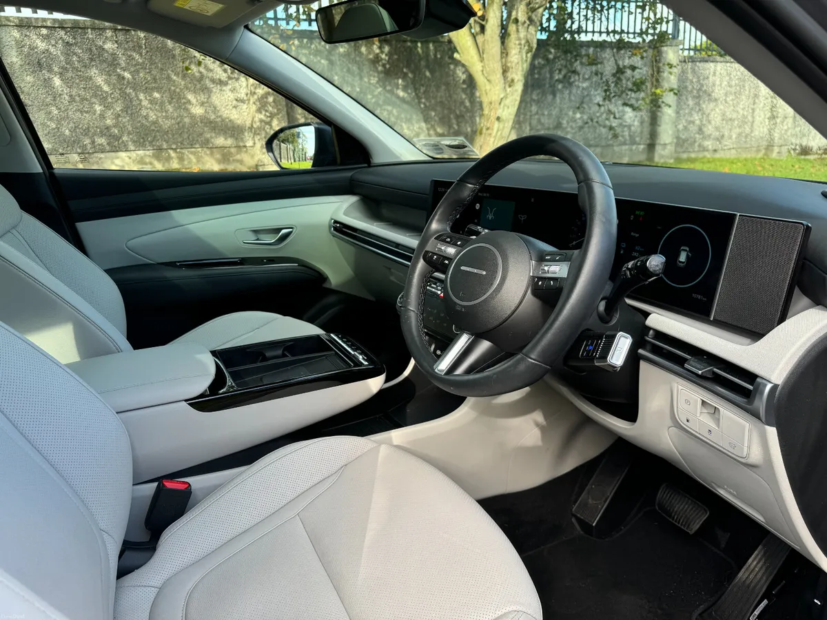 Hyundai Tucson Platinum PHEV - 2025 - Image 6
