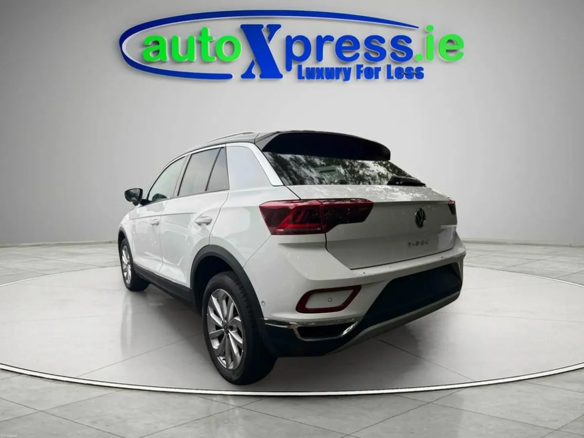 Volkswagen T-Roc 2.0 TDI Automatic, Reversing came - Image 4