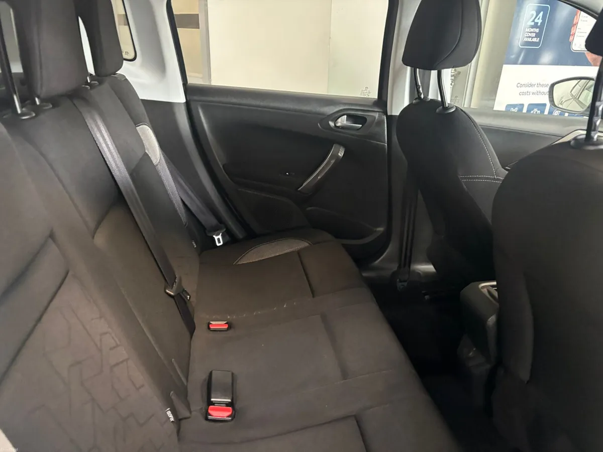 Peugeot 2008 2019. 1.2 ACTIVE - Image 6