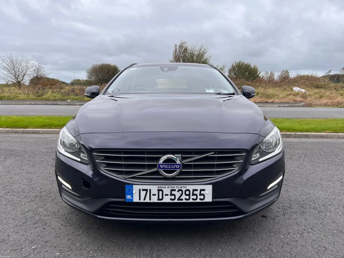 Volvo V60 D5 NCT 01/27 - Image 3