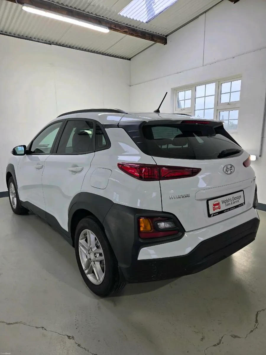 Hyundai Kona 1.6 Diesel 5DR 2019 - Image 2