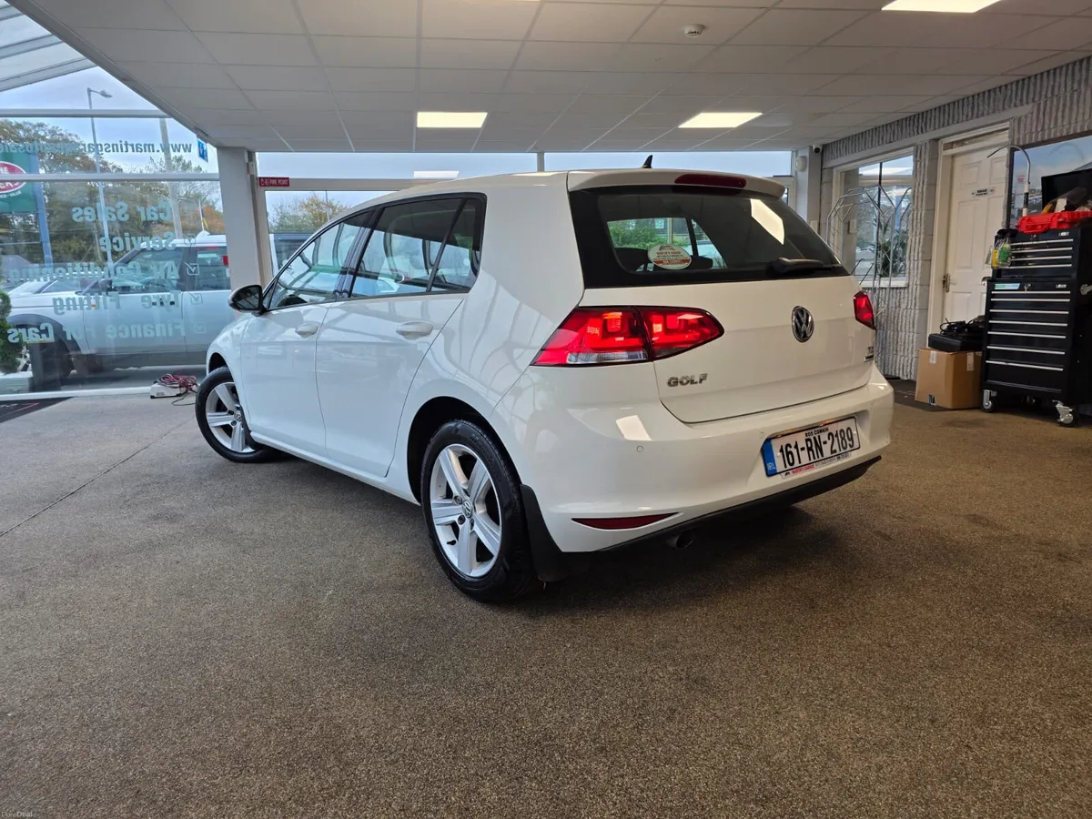 Volkswagen Golf 1.6D Bluemotion 110 HDR 2016 - Image 4