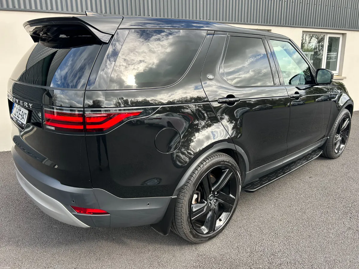 Land Rover Discovery 30 D300 HSE 300BHP - No Vat - Image 4