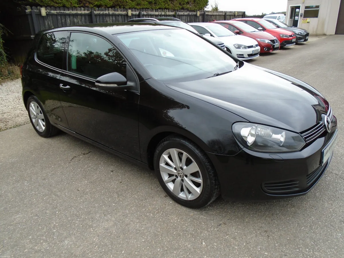 Volkswagen Golf 2013,2lt,camera,fogs,heated seats - Image 1